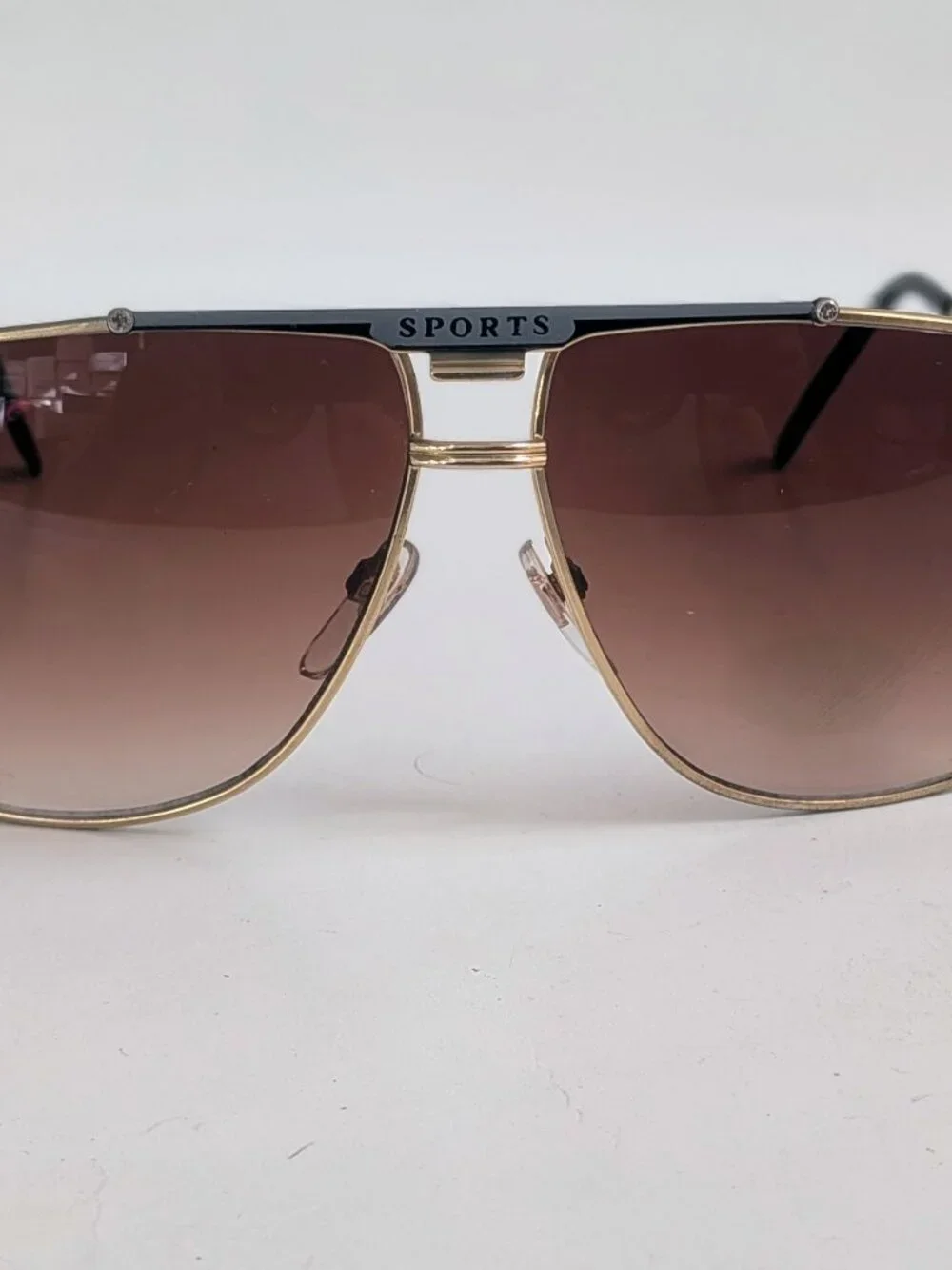 NWT TruVintage 90's Navigator Metal Sports Sunglasses (S. Gold)